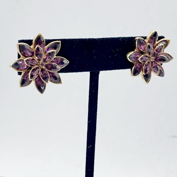 Vintage Purple Floral Screw Back Earrings + Bonus Brooch (Needs Repair) - Picture 12 of 14